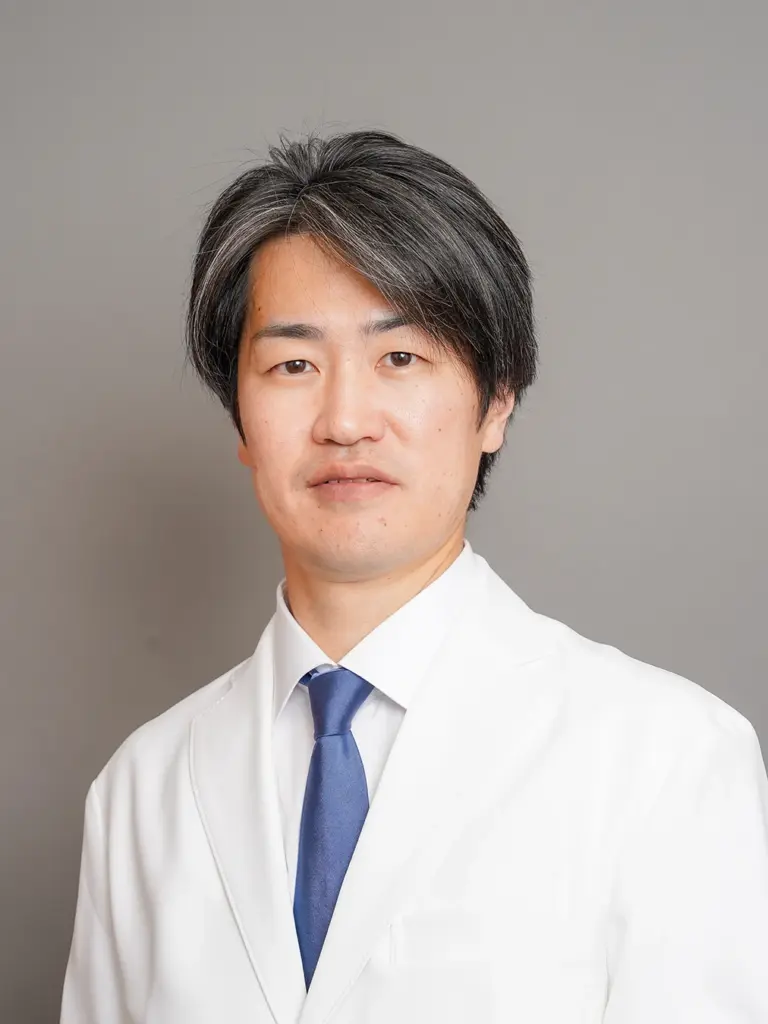 院長 浅越佑太郎